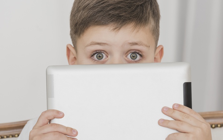 Çocuklarda teknoloji bağımlılığı yaşanmaması için neler yapılması gerekiyor?